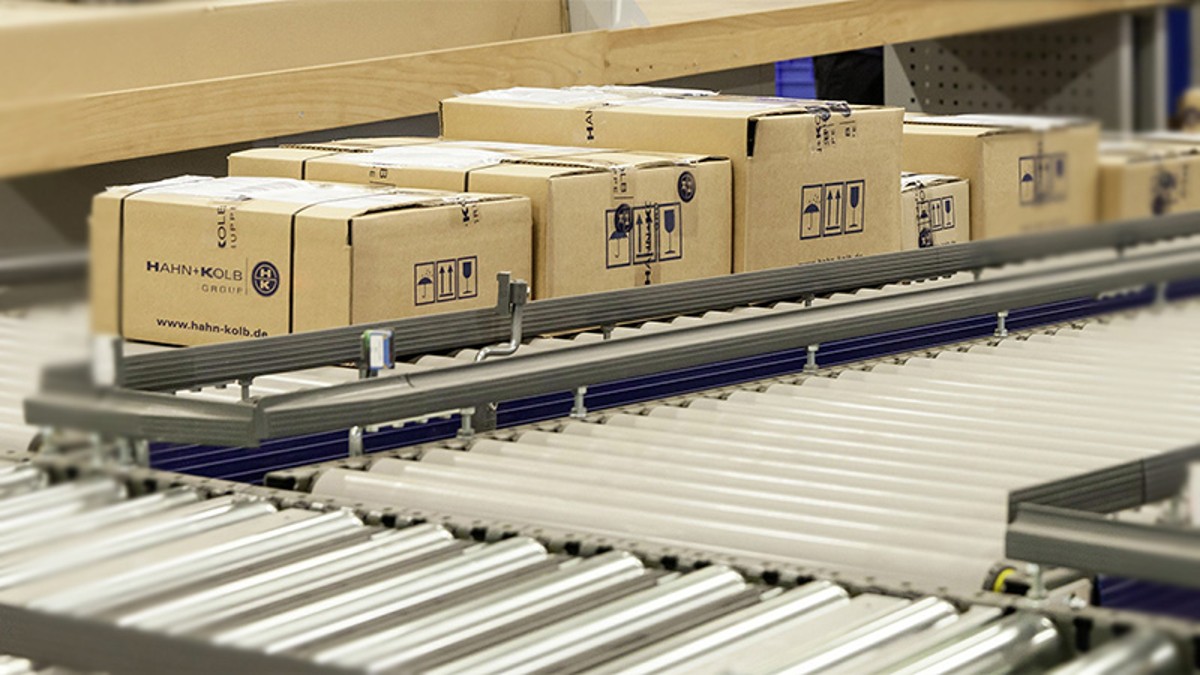 Scheduled express delivery from HAHN+KOLB